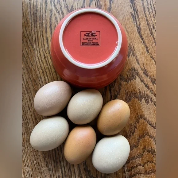 Small crock with 6 decorative farm eggs - Picture 3 of 3